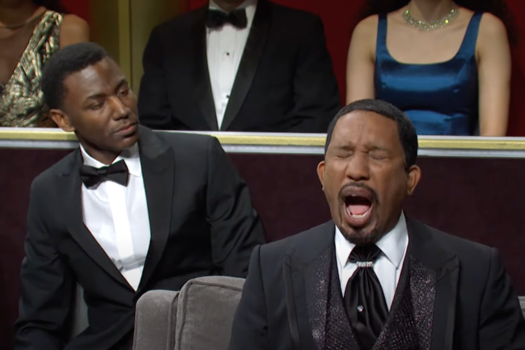 SNL cobre o Oscar Slap In The Sketch de Will Smith e Chris Rock, 'Weekend Update'