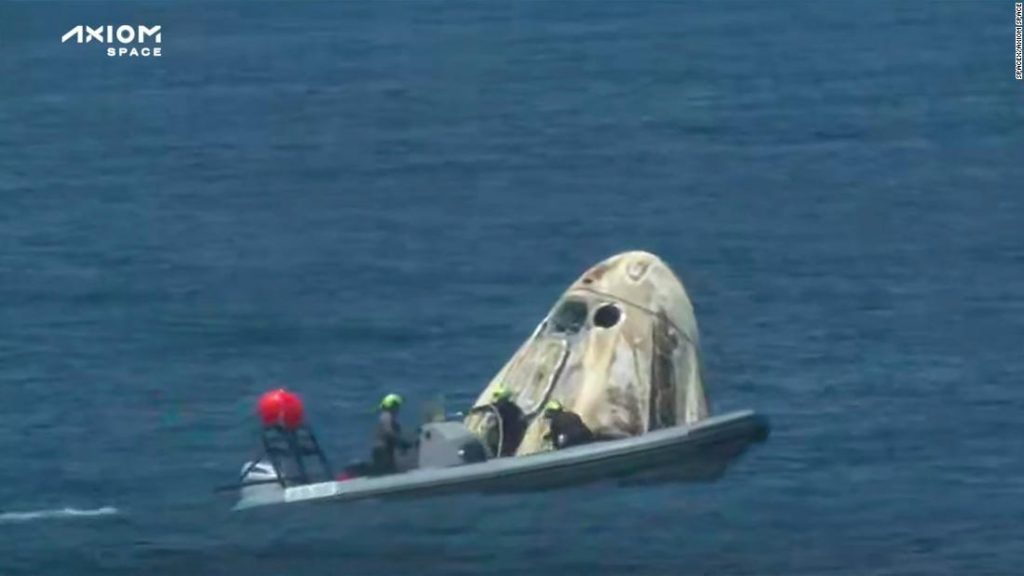 Toda a missão privada dos astronautas da SpaceX é lançada com sucesso após uma semana de atraso