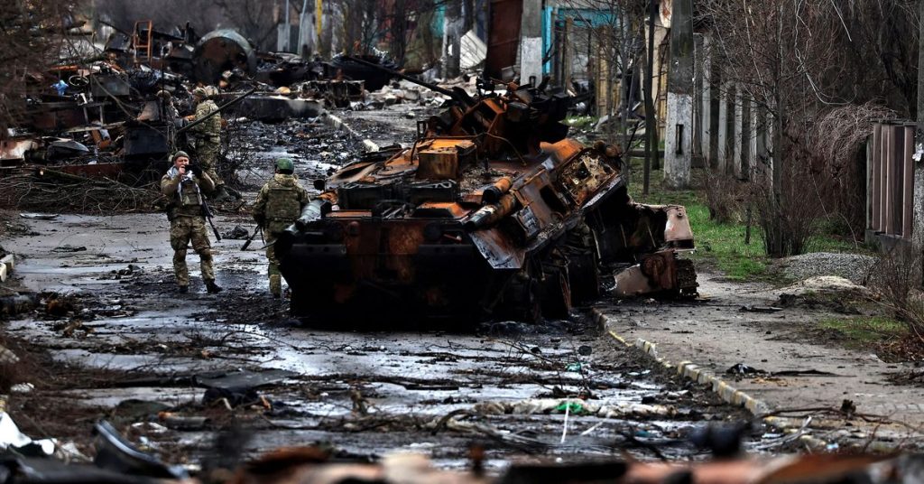 Foguetes atingem perto de Odessa, na Ucrânia, enquanto uma nova tentativa de evacuação é planejada em Mariupol