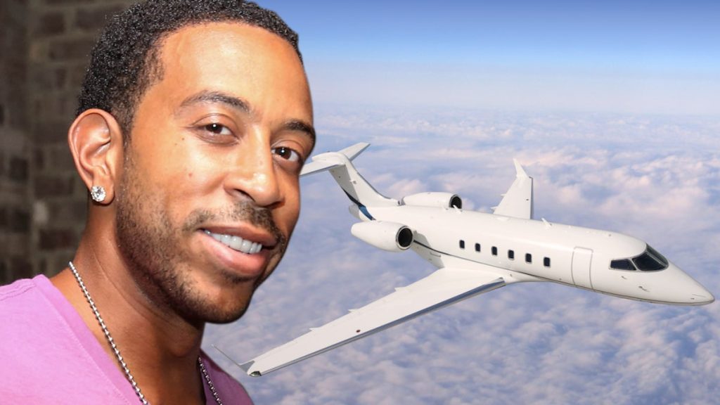 Ludacris compra jato particular para presente de formatura
