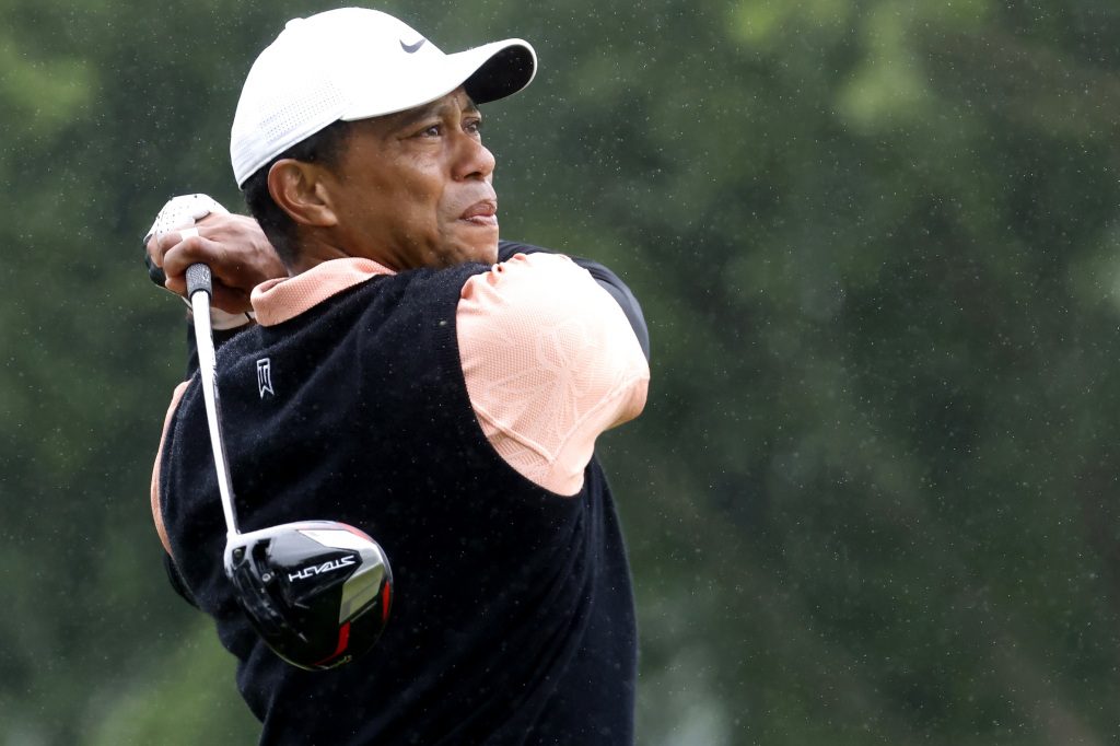 Tiger Woods desistiu após a terceira rodada do Campeonato PGA.