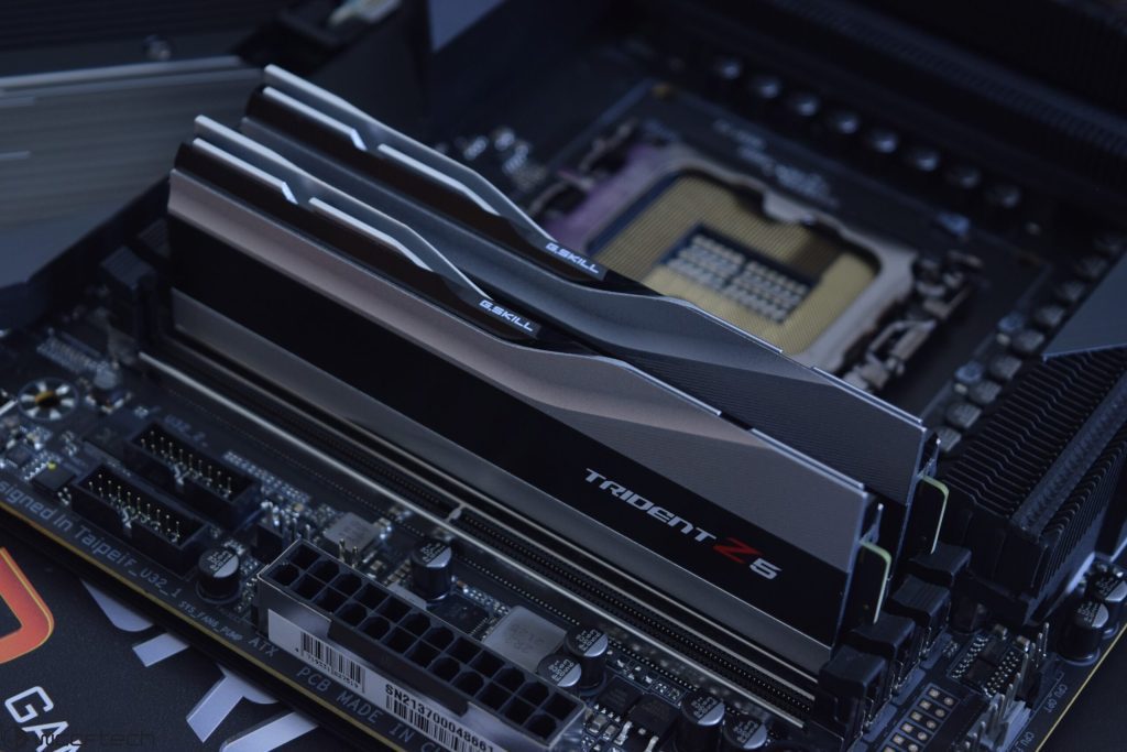 As CPUs AMD Ryzen 7000 podem ter uma vantagem sobre os recursos de memória Intel Raptor Lake DDR5, pois as velocidades "nativas" de 5200Mbps listadas para a 13ª geração
