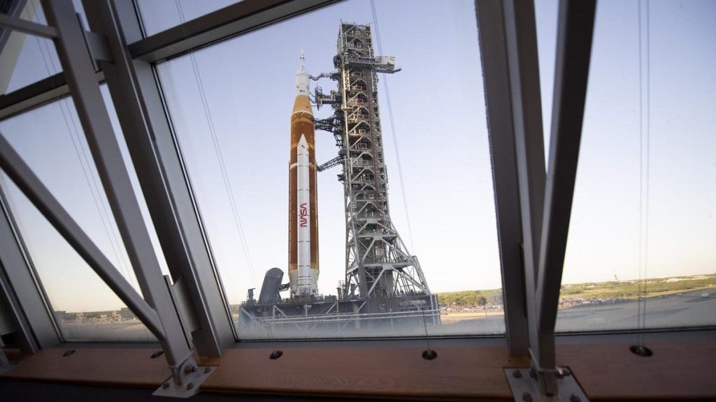 Lançamento inaugural do foguete SLS da NASA adiado para pelo menos agosto de 2022