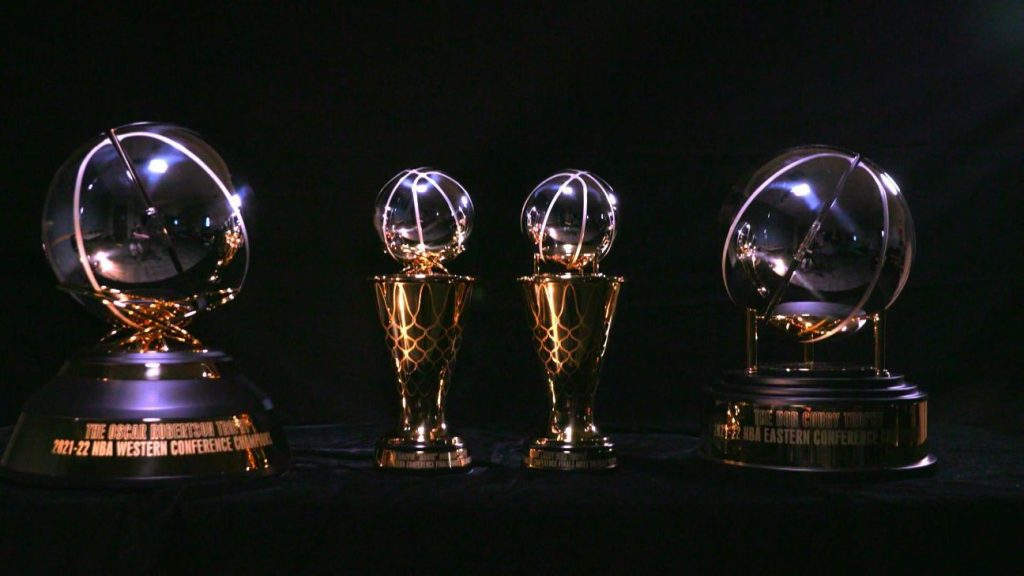 NBA revela novos títulos e homenageia Larry Bird, Magic Johnson, Bob Kosey e Oscar Robertson