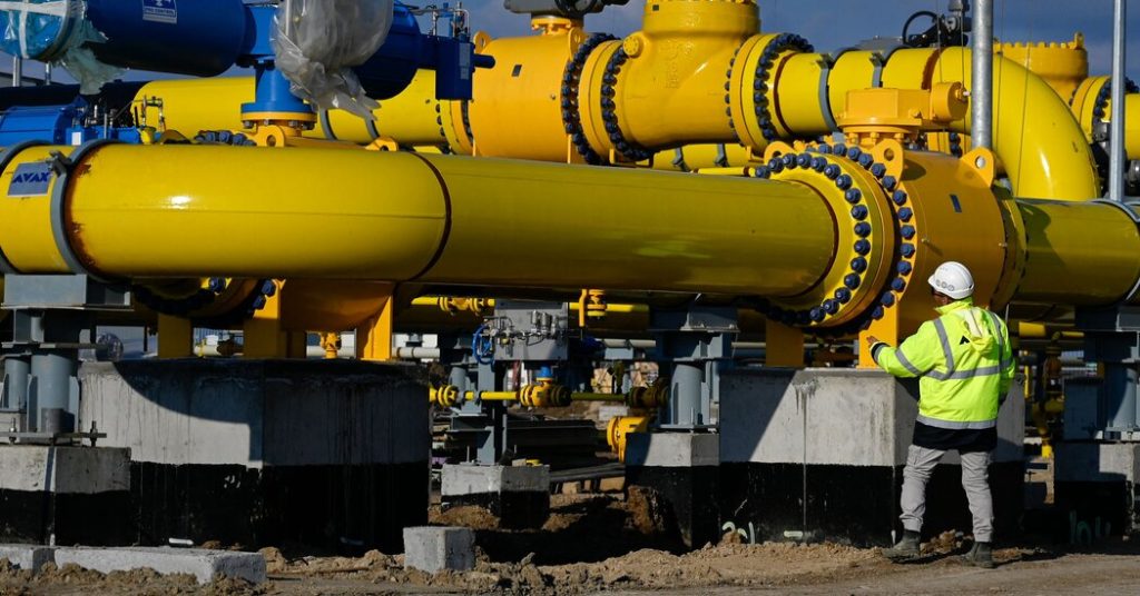Ucrânia diz que vai parar de transportar gás russo