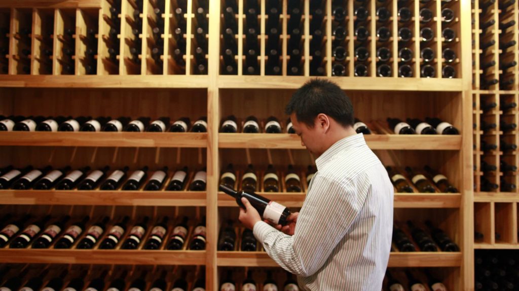A principal autoridade vinícola da Austrália fecha escritórios na China à medida que as exportações caem