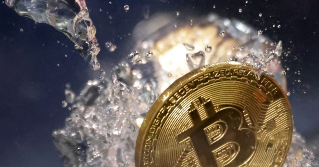Bitcoin se recupera, salta 7,6% para ultrapassar US$ 20.400