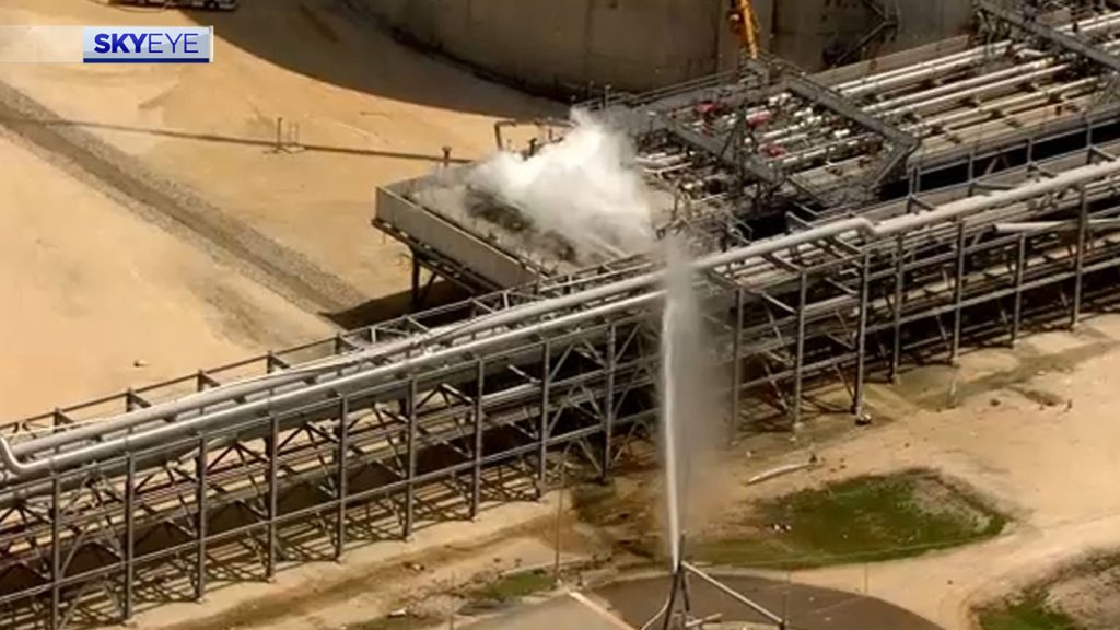 Emergência na fábrica: Incidente em Freeport Oil e LNG sob controle, dizem autoridades