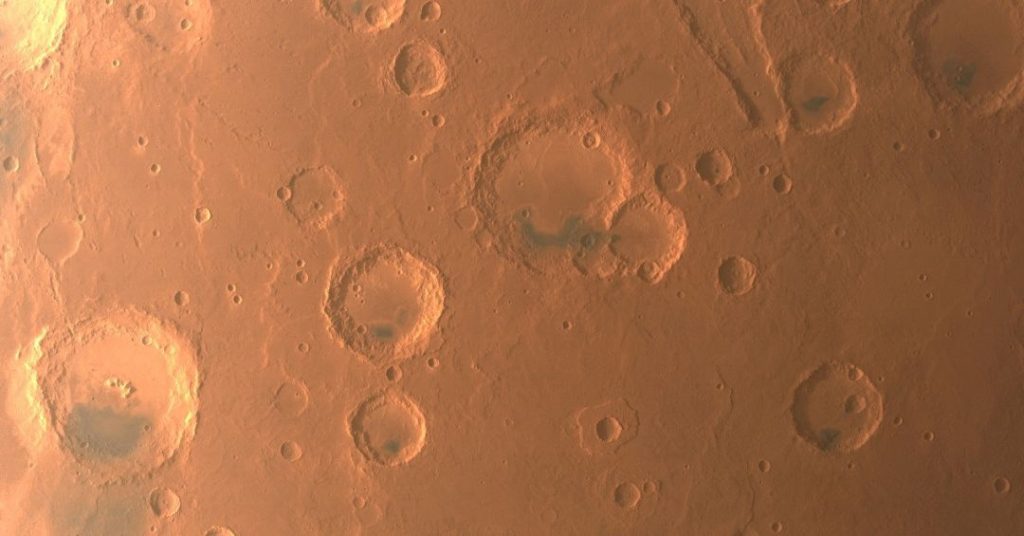 Espaçonave chinesa obtém fotos de todo o planeta Marte