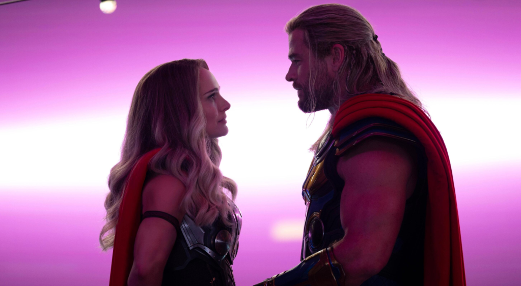 O primeiro filme de 'Thor: Love and Thunder' se chama 'Vibrant and Vivid'