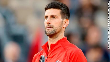 Novak Djokovic critica derrotas em Wimbledon e perde proibição de jogadores russos e bielorrussos