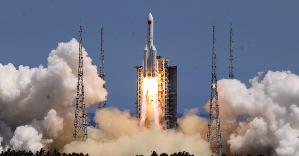 China lança estação espacial Wentian com foguete gigante