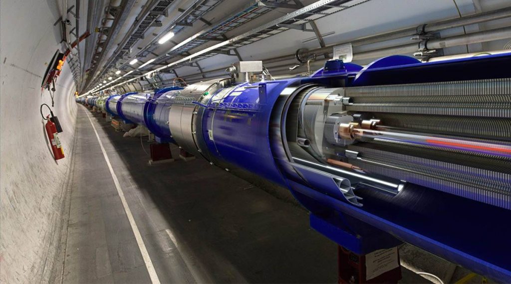 Grande Colisor de Hádrons: Cientistas da Organização Europeia para Pesquisa Nuclear (CERN) observaram três partículas "estranhas" pela primeira vez