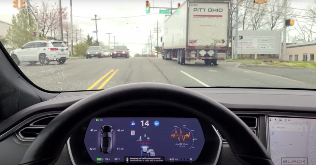 Tesla expande o sino do semáforo verde - reduzindo a raiva na estrada