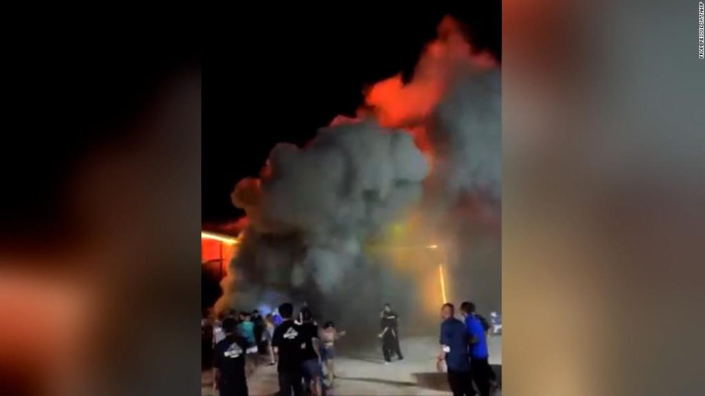 Incêndio em boate na Tailândia: 13 mortos em incêndio em prédio