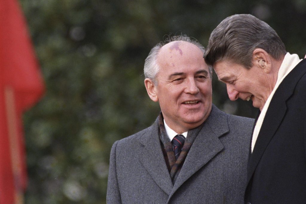 Gorbachev lamentou como um líder mundial raro, mas alguns ainda estão amargos