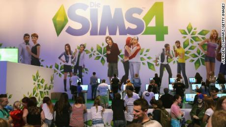 Os entusiastas do jogo tentam "  Sims 4. "