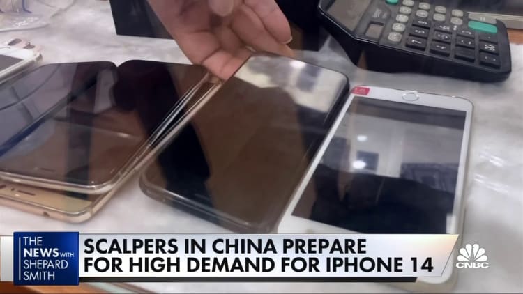 iPhone 14 em alta demanda no mercado cinza da China