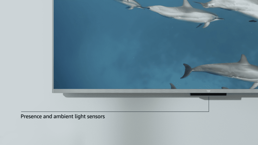 Os sensores estão localizados sob as bordas inferiores das TVs.