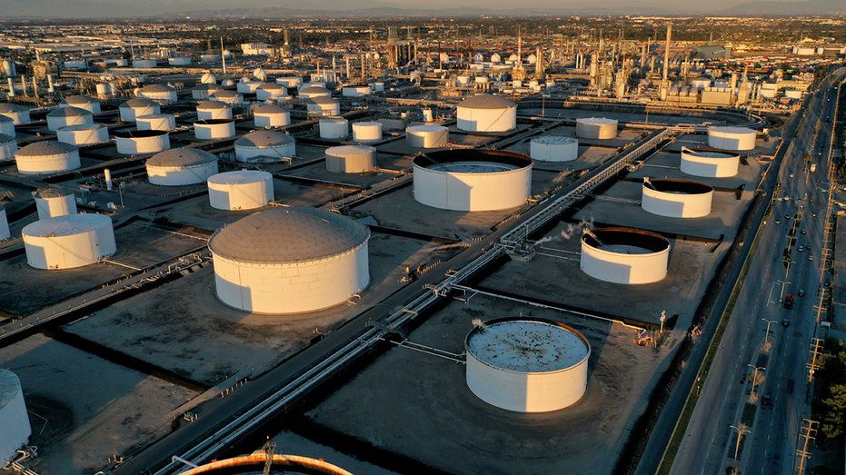 tanques de armazenamento de óleo