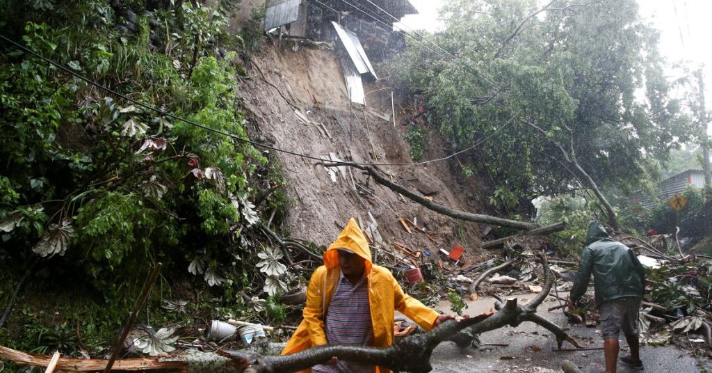 Tempestade Julia mata 25 pessoas na América Central enquanto se dirige para o México