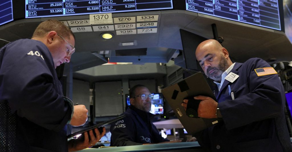Wall Street sobe após resultados do Bank of America e reversão no Reino Unido
