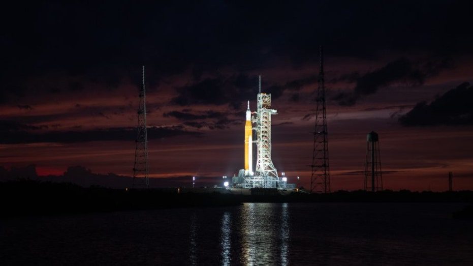 Foguete do Sistema de Lançamento Espacial (SLS) da NASA