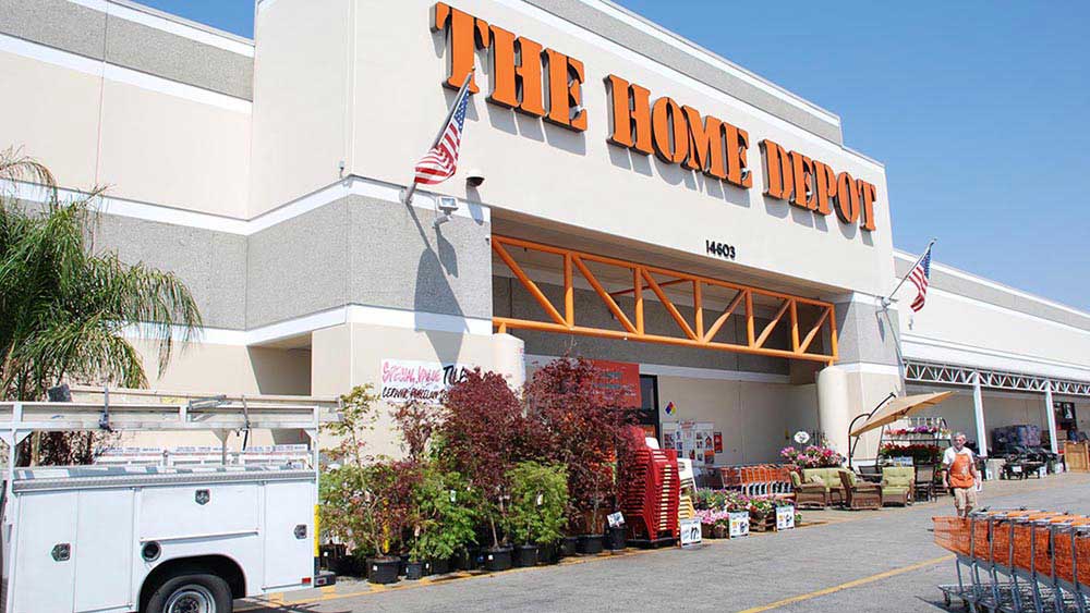 Home Depot bate lucro em meio à queda no mercado imobiliário;  Lowe no convés