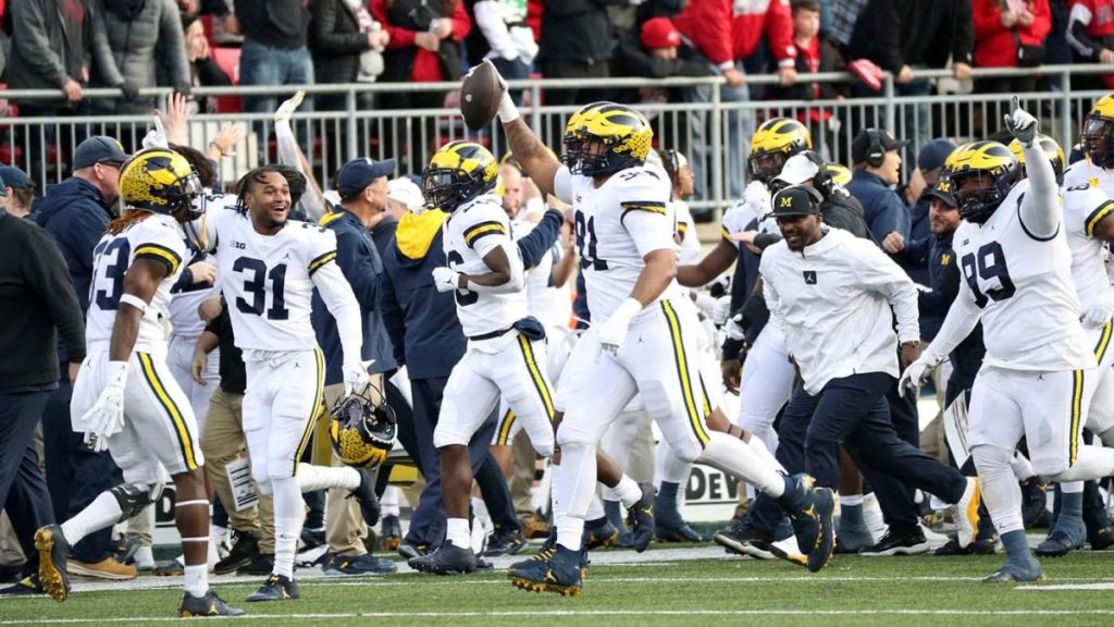 Vencedores, perdedores e reações exageradas da semana 13 do futebol americano universitário: o playoff continua a inaugurar uma nova era